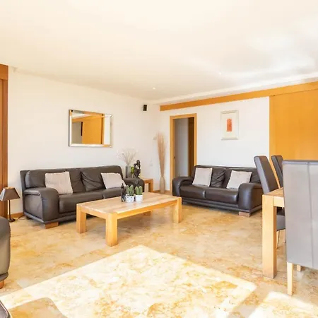 Mountain With Sea View And Pool - Happy