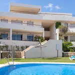Mountain With Sea View And Pool - Happy Apartmán *