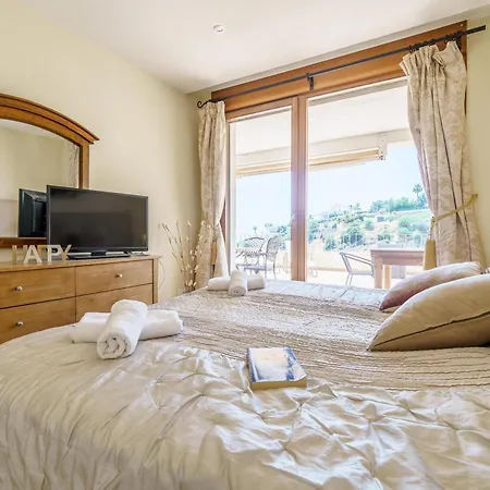 Appartement Mountain With Sea View And Pool - Happy