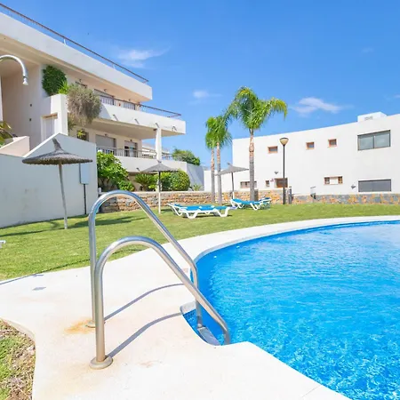 Mountain With Sea View And Pool - Happy *