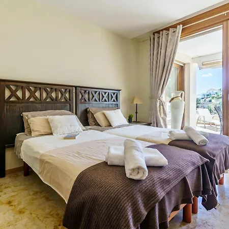 Mountain With Sea View And Pool - Happy Lejlighed Marbella