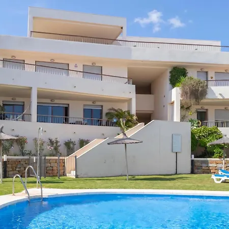 Mountain With Sea View And Pool - Happy Lejlighed *